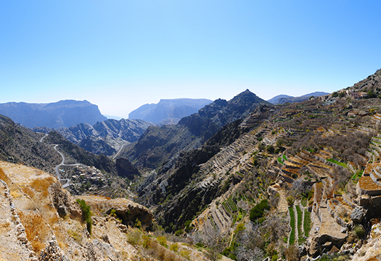 1_HRH_Tour_Oman_Anantara_al_jabal_al_akhdar_Lions_Tigers_Tradewinds_2024_552x378