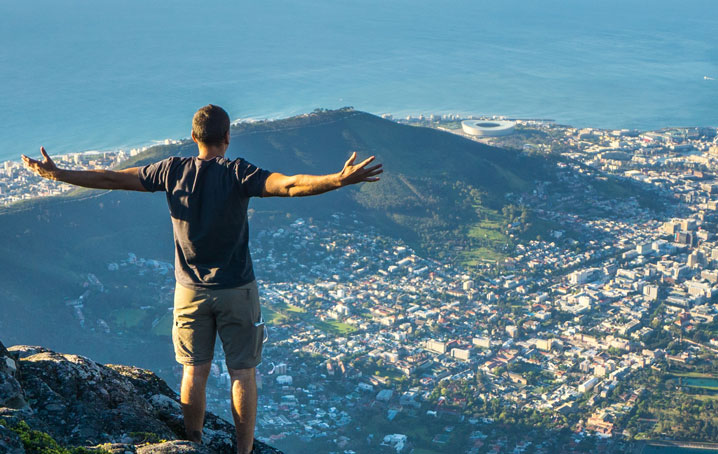 A man on the edge of the world in Cape Town.