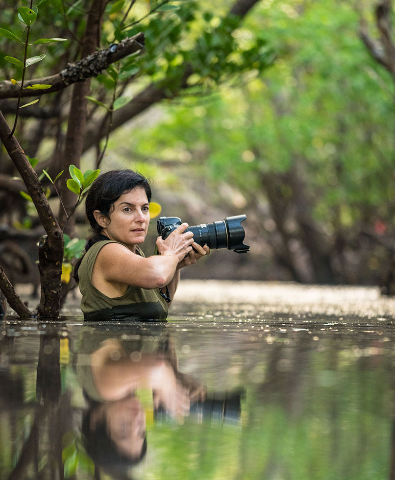 09_Ami-Vitale-on-Assignment_National-Geographic_Courtesy-Ami-Vitale_806x980