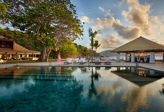 Main_swimming_pool_552x378