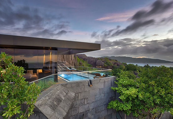 Three-Bedroom_Residence_Master_Floor_evening_552x378